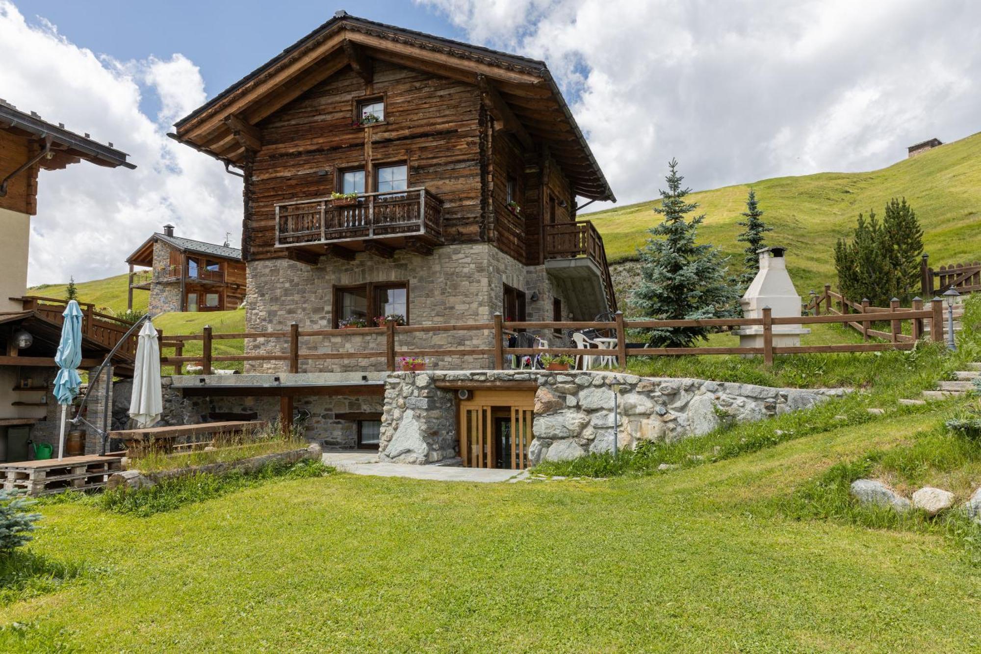 Pianeta Oro Avamposto Meteo Lägenhet Livigno Exteriör bild