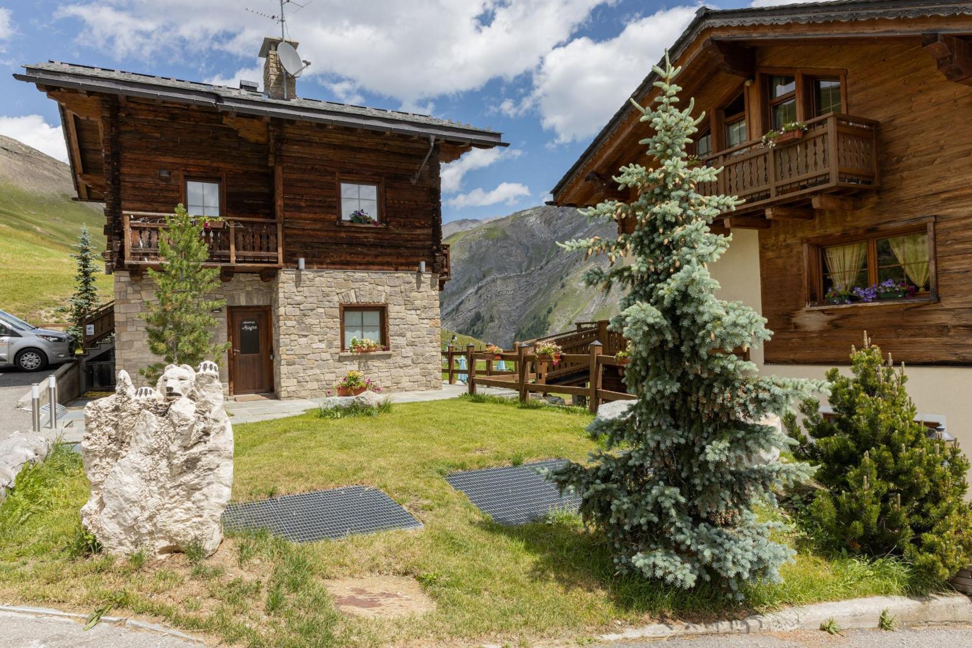 Pianeta Oro Avamposto Meteo Lägenhet Livigno Exteriör bild